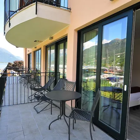 ريزورت لي فيلي 3*