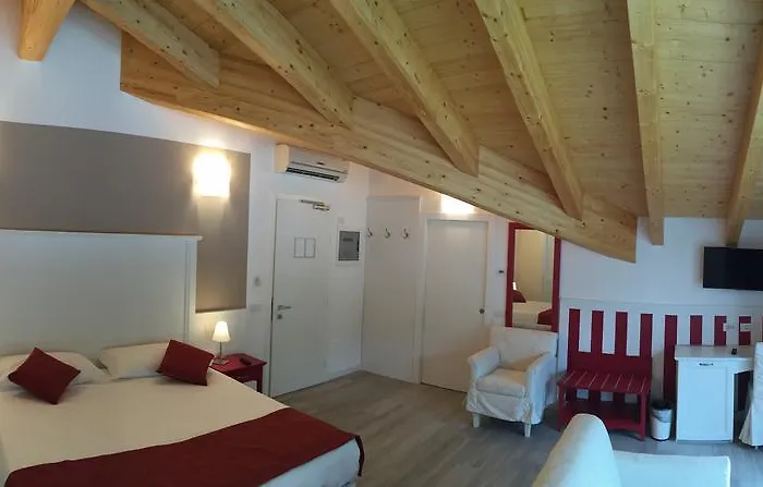 Le Vele 3* דומאסו